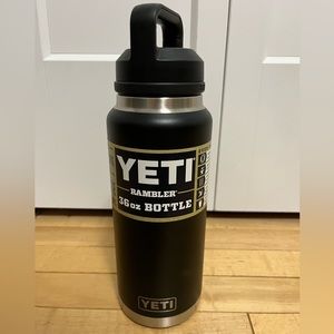 36 oz black Yeti Rambler BNWT
